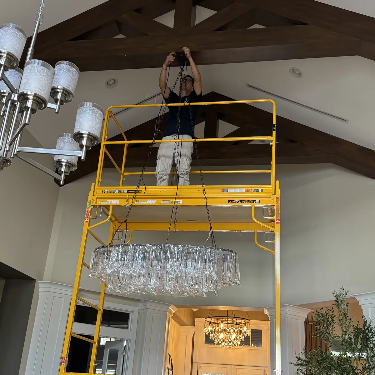 Light Fixture & Chandelier Installation project 3